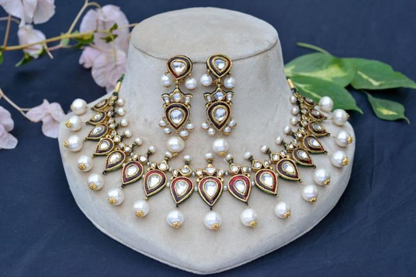 Pearl Kundan Necklace Set