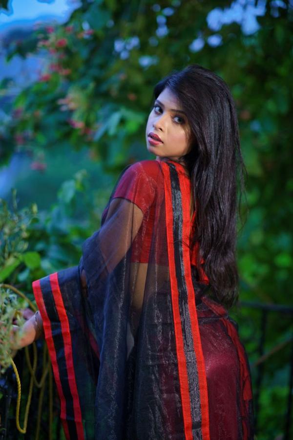 Red Black Tangail Tant Saree